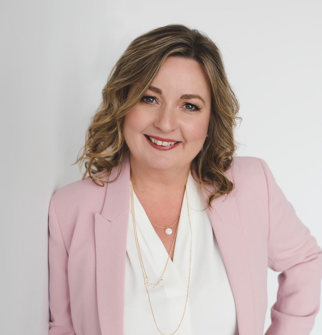 Sasha Moye Realtor | 135-19664 64 Ave, Langley Twp, BC V2Y 3J6, Canada | Phone: (604) 818-8532