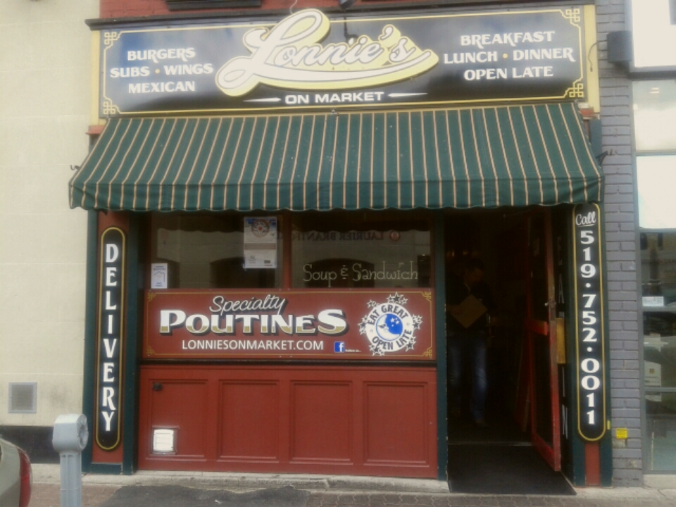 Lonnies On Market St | 42 Market St, Brantford, ON N3T 2K6, Canada | Phone: (519) 752-0011