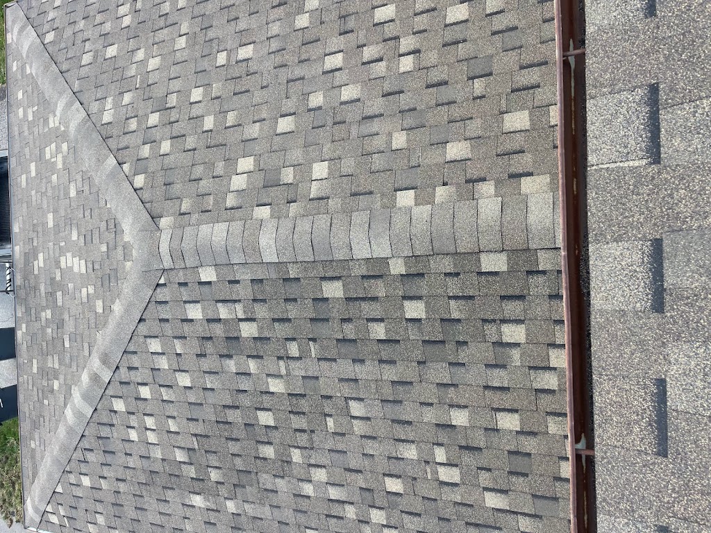 Diamond roof repair & handyman services | 87 Mainard Crescent, Brampton, ON L6R 2T9, Canada | Phone: (647) 859-1181