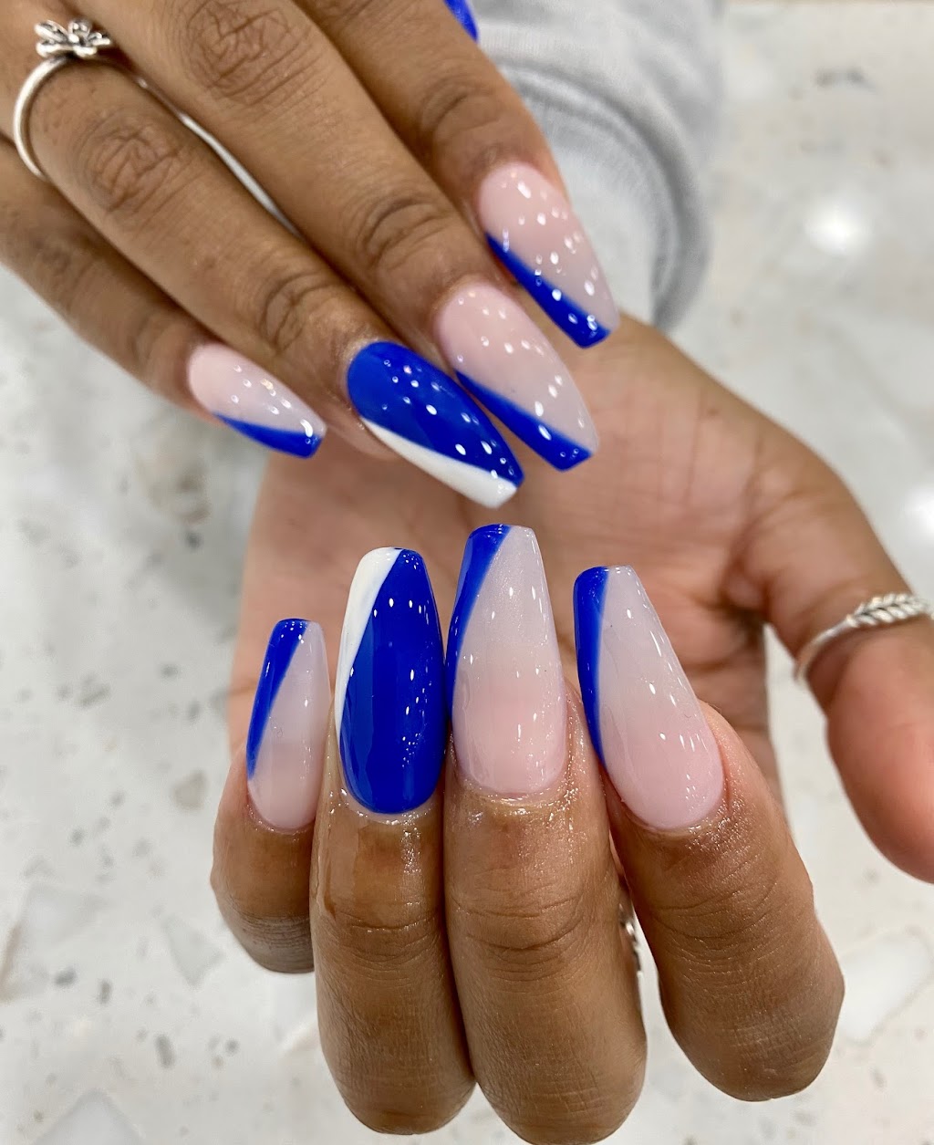 Pedi N Nails North Service | 210 North Service Rd West Unit P1040B, Oakville, ON L6M 2Y2, Canada | Phone: (905) 842-8558