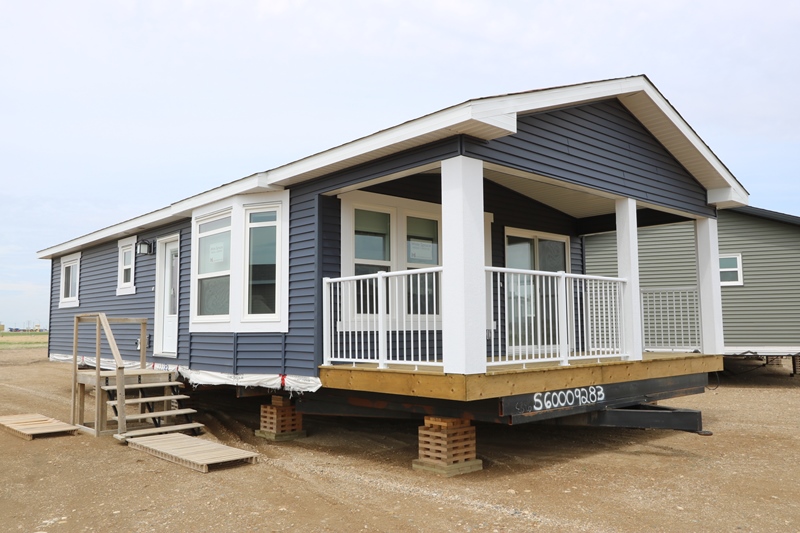 Minards Steadfast Homes | Box 785, Weyburn, SK S4H 2L1, Canada | Phone: (306) 842-6288