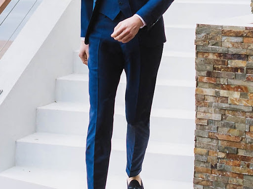 Luc Thibeault Tailleur, couturier | 2780 Rue Rocheleau, Saint-Hubert, QC J3Y 4T3, Canada | Phone: (514) 941-5171