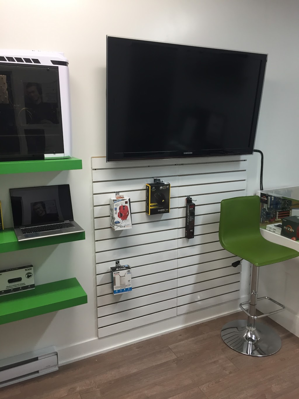 Accrotech Informatique - Centre de réparation et service | 707 Rue Notre-Dame, Saint-Sulpice, QC J5W 3X2, Canada | Phone: (514) 882-8747
