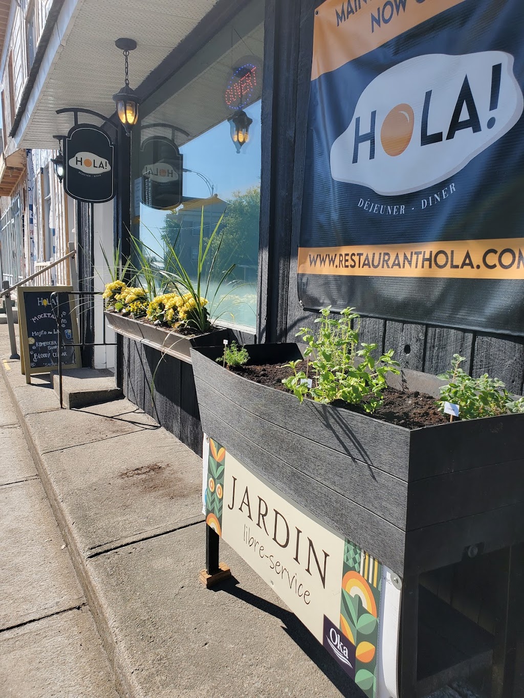 Restaurant Hola! | 200 Rue St Michel, Oka, QC J0N 1E0, Canada | Phone: (438) 345-7232