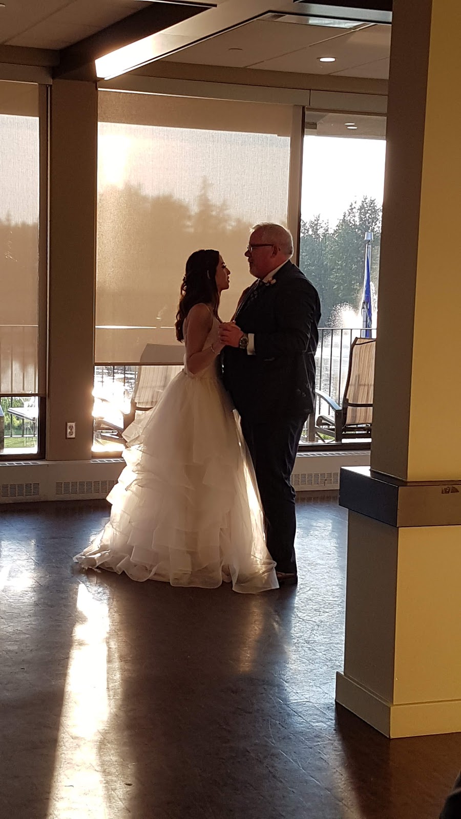 Glendale Golf & Country Club | 12410 199 St NW, Edmonton, AB T5V 1T8, Canada | Phone: (780) 447-3529