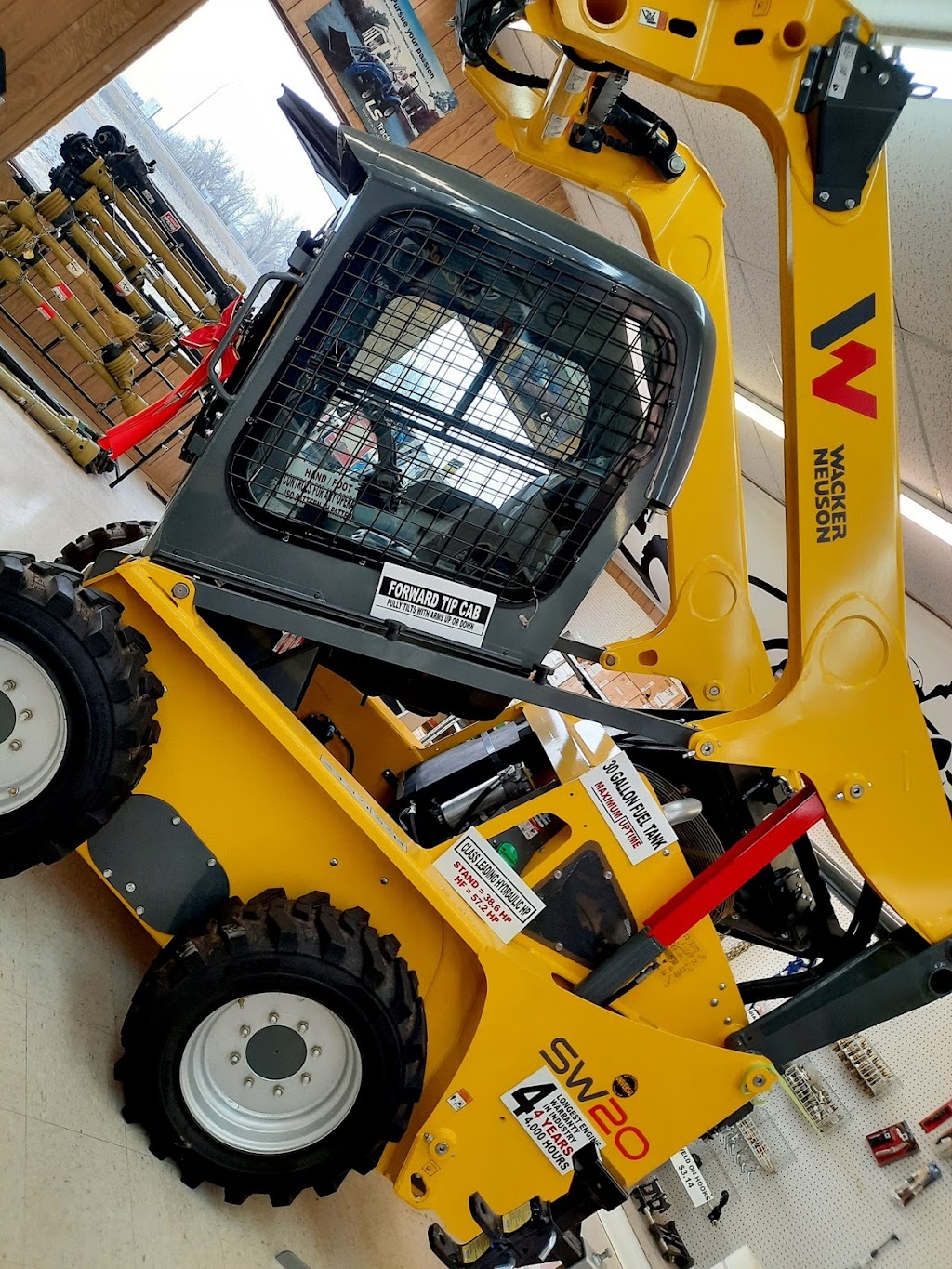 Universal Auto and Signs | 6005 50 Ave, Taber, AB T1G 1W7, Canada | Phone: (403) 223-0502