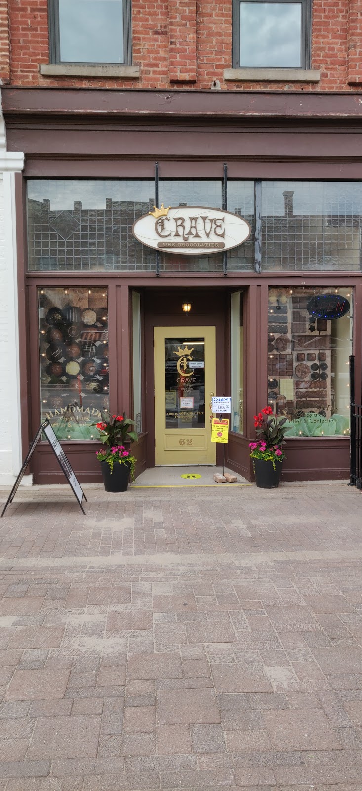 Crave The Chocolatier | 62 Hurontario St #155, Collingwood, ON L9Y 2L6, Canada | Phone: (705) 445-0233