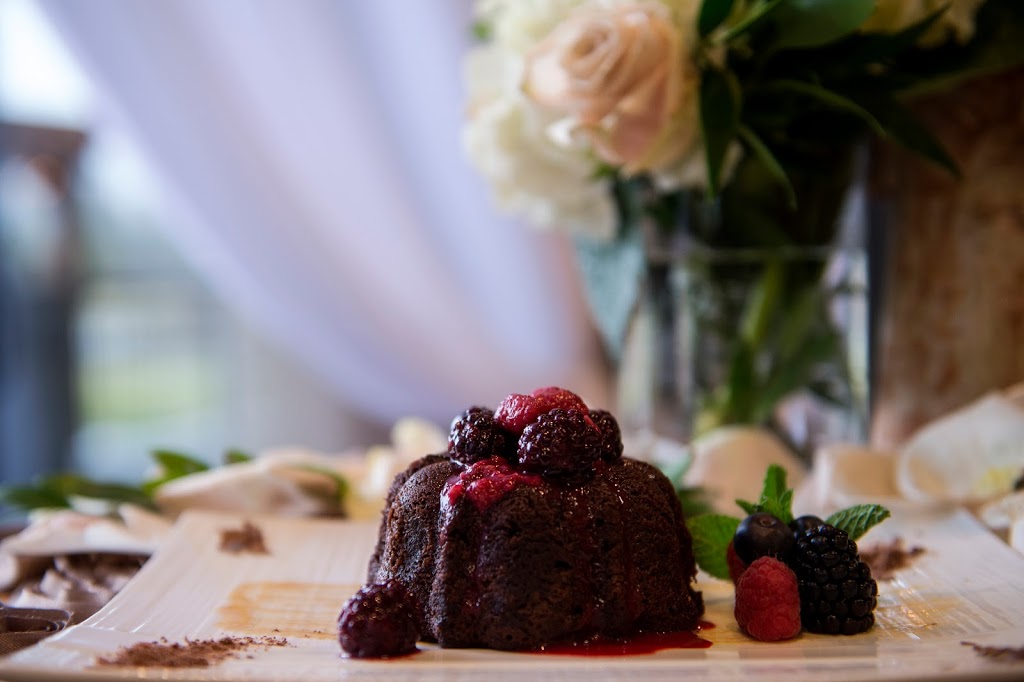 Bistro 19 | 160 Rue du Golf, Gatineau, QC J9J 0R1, Canada | Phone: (819) 557-4411
