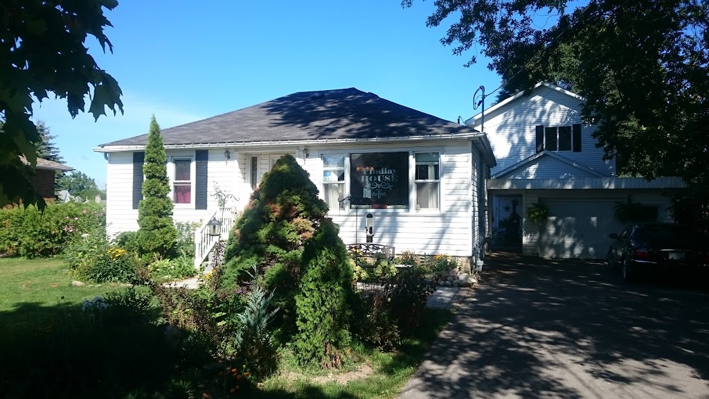 The Findlay House | 29 Findlay Dr, Collingwood, ON L9Y 0G6, Canada | Phone: (705) 441-2235