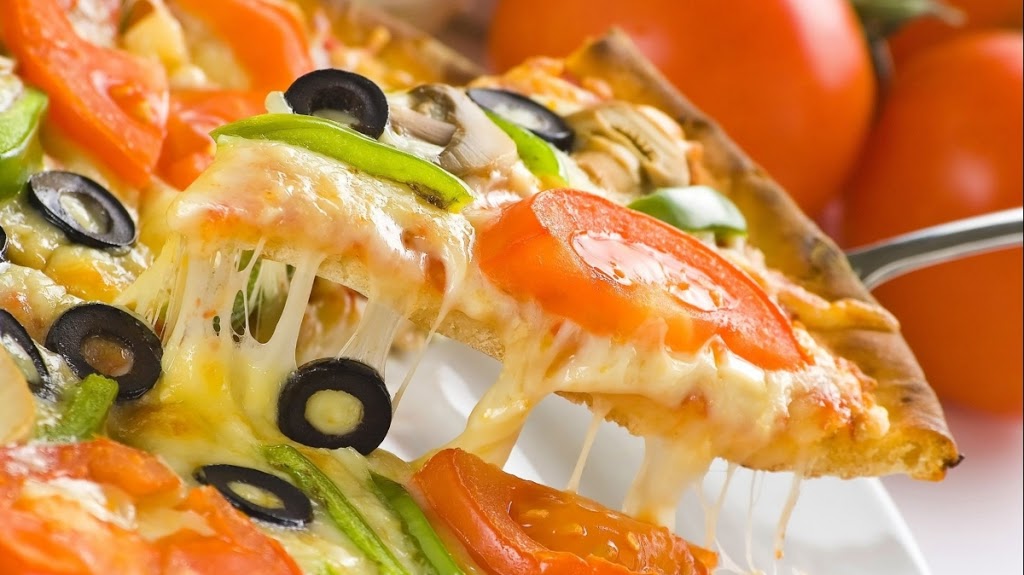 Canadian Classic Pizza | 6800 Memorial Dr E, Calgary, AB T2A 6V3, Canada | Phone: (403) 454-6644