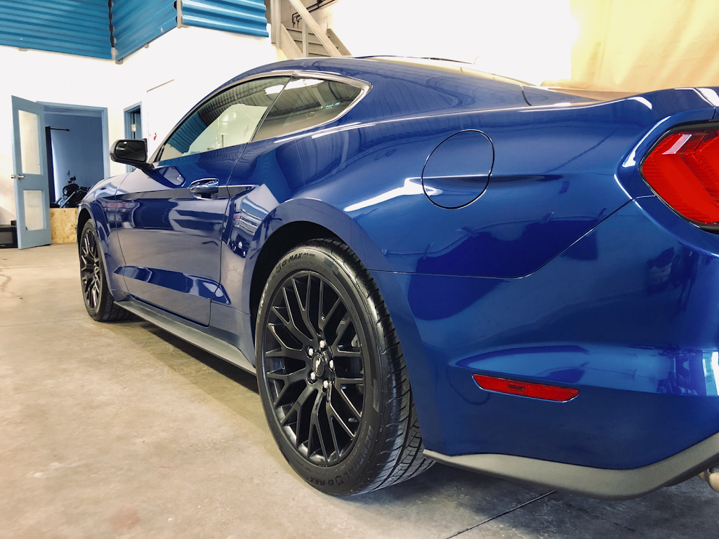 Wax N’ Stuff Auto Spa | 300 Trillium Dr Unit 7, Kitchener, ON N2E 2K6, Canada | Phone: (519) 572-7837