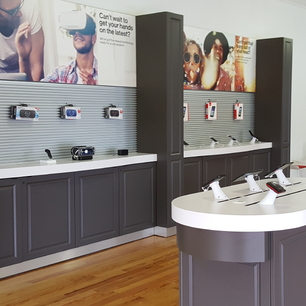 Verizon Authorized Retailer - Wireless Zone | 4569 US-5, Newport, VT 05855, USA | Phone: (802) 334-6300
