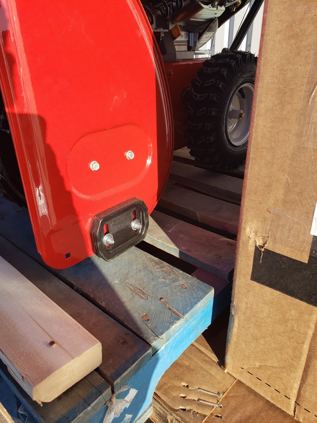 Watrous Home Hardware Building Centre | 802 4th Ave E, Watrous, SK S0K 4T0, Canada | Phone: (306) 946-3325