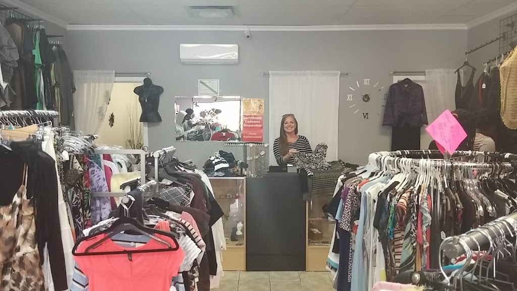Boutique à Josée | 406 Bd Adolphe-Chapleau, Bois-des-Filion, QC J6Z 1H7, Canada | Phone: (450) 512-6260