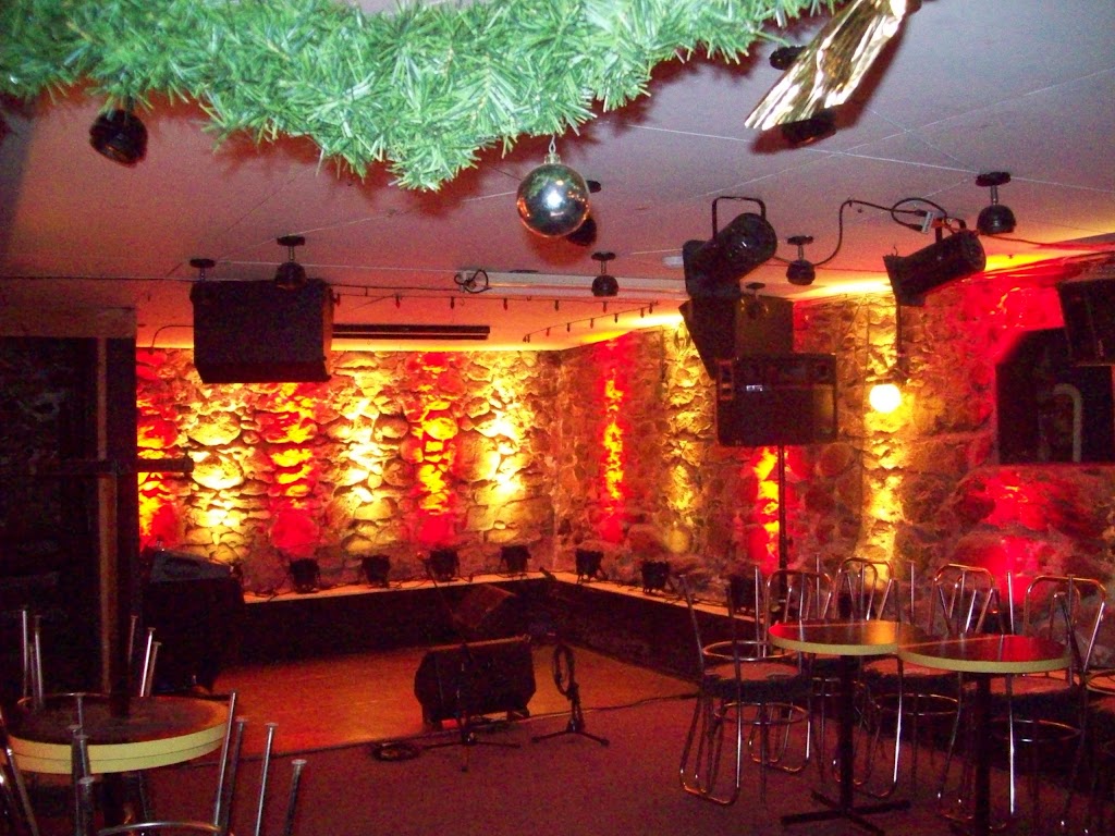 Resto/Pub Interlude | 58 Rue Principale, Bedford, QC J0J 1A0, Canada | Phone: (450) 248-4491