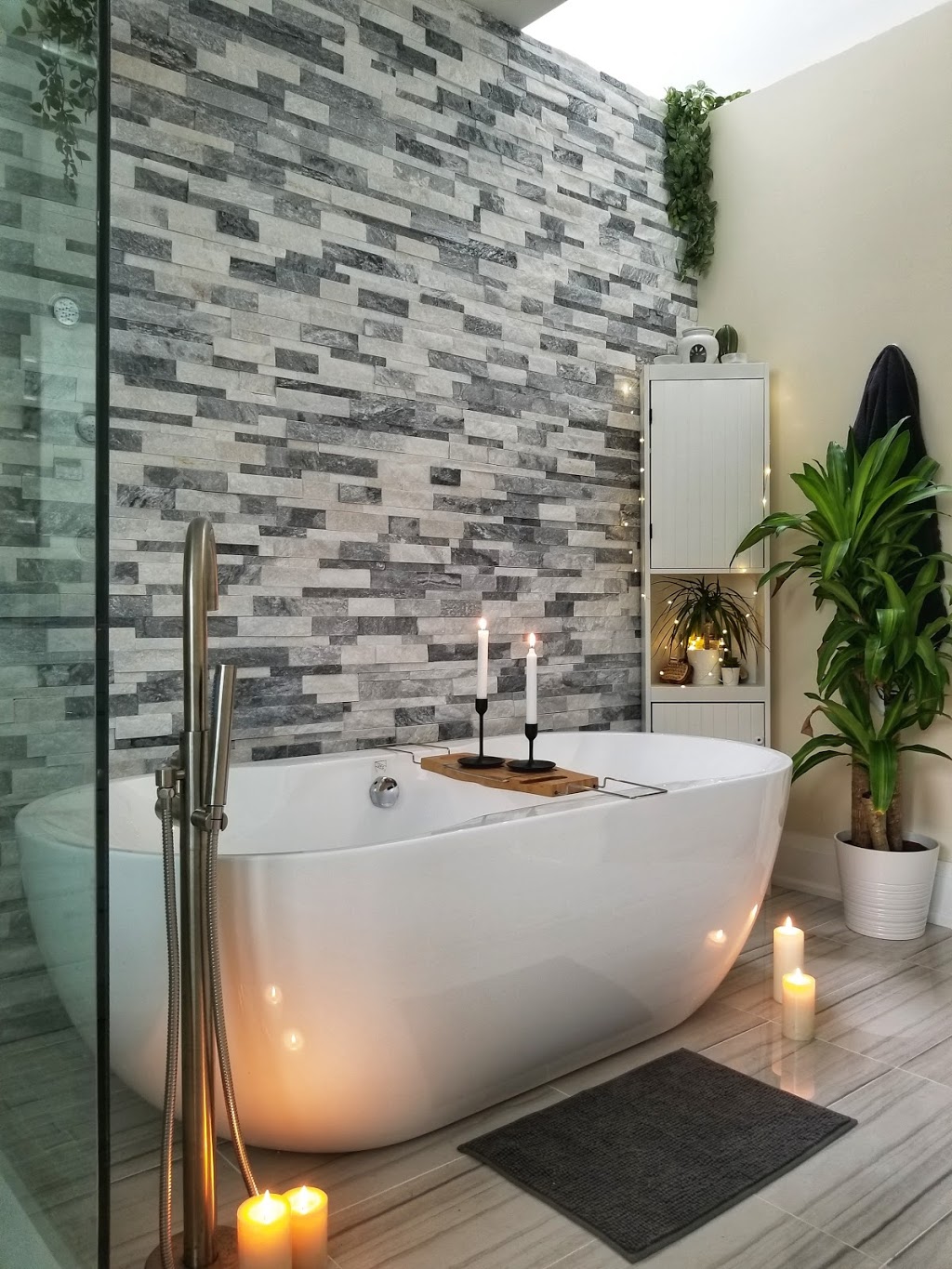 Button Nose Interiors | 15724 Hurontario St, Caledon Village, ON L7C 2C4, Canada | Phone: (647) 937-0777