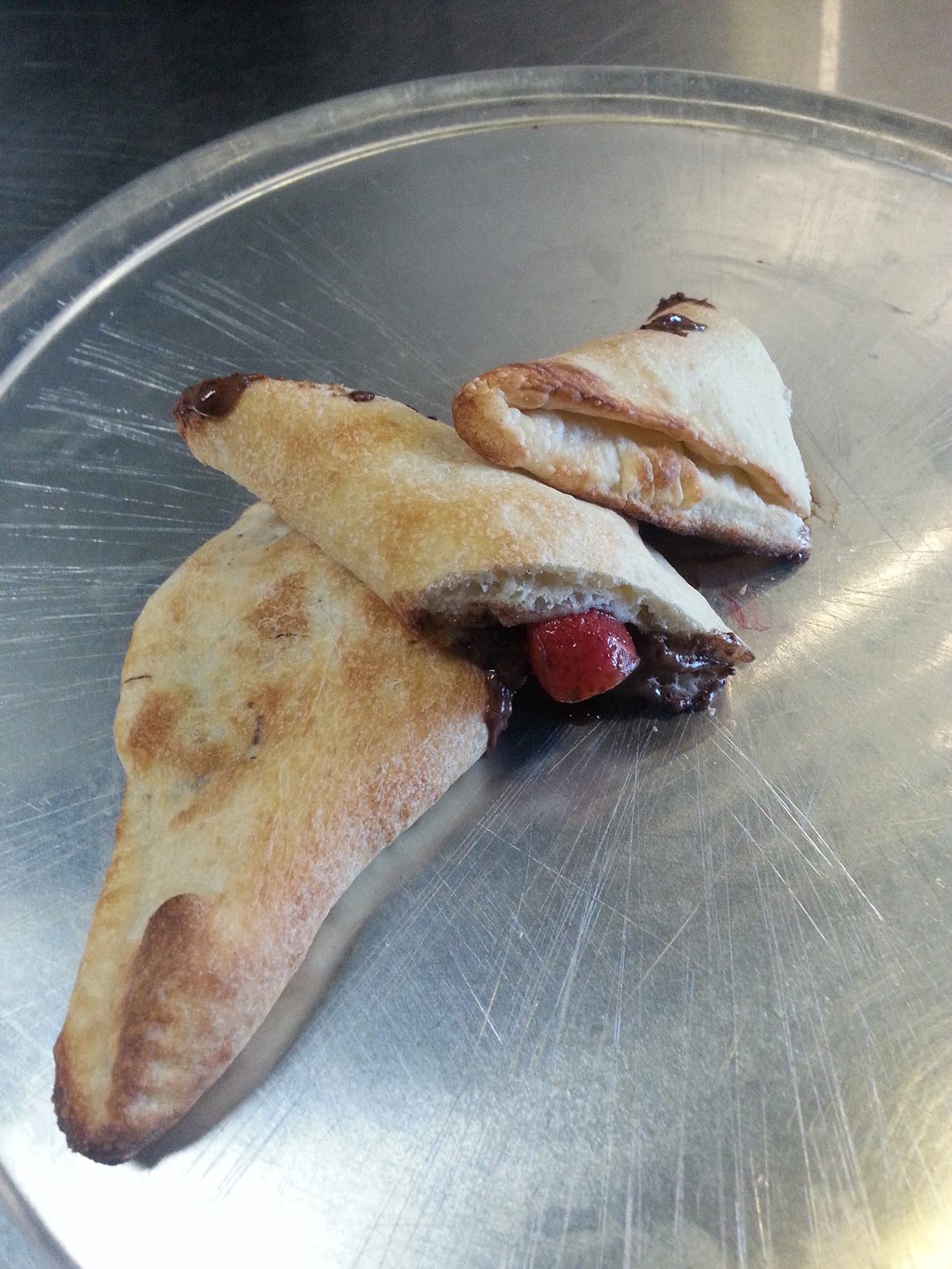 Pizza Nostra | 362 Lakeshore Rd W, Mississauga, ON L5H 1H3, Canada | Phone: (905) 891-3978