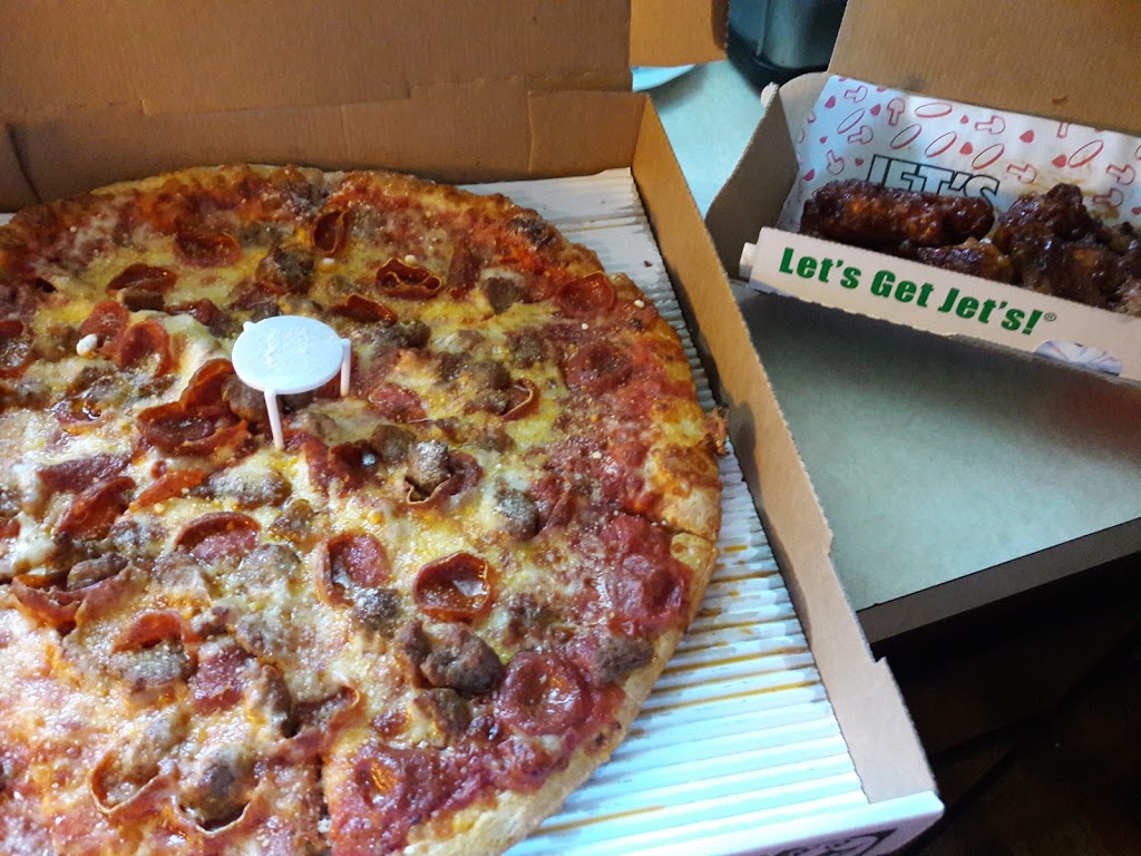 Jets Pizza | 159 Chartier Rd, Marine City, MI 48039, USA | Phone: (810) 643-4050