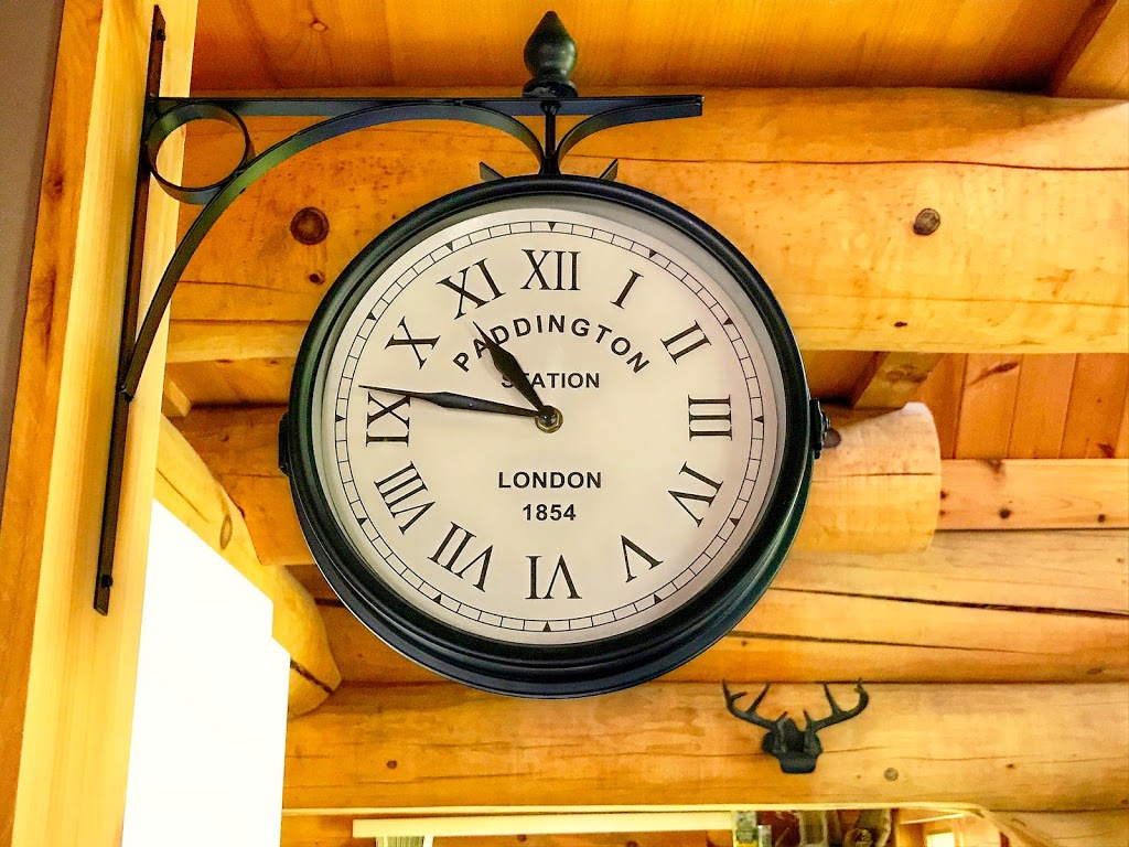 Chalet bois rond Le Rustic à louer | 3 Montée de lEntrelacs, Saint-Adolphe-dHoward, QC J0T 2B0, Canada | Phone: (514) 443-5424