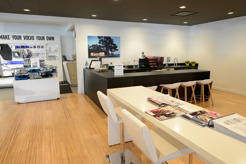 Newmarket Volvo | 301 Mulock Dr, Newmarket, ON L3Y 5W2, Canada | Phone: (905) 830-5585