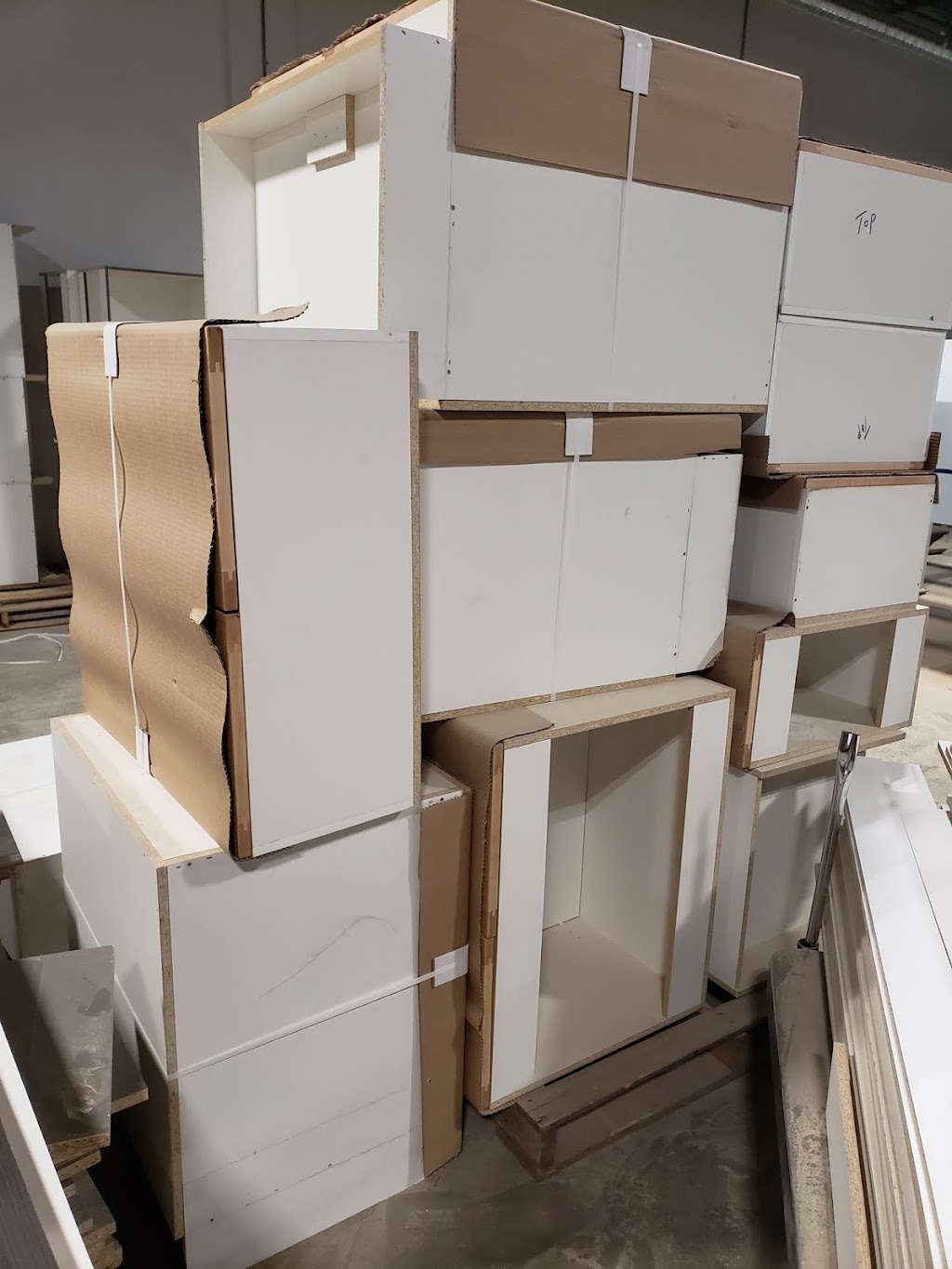 Decor Custom Cabinets | 1352 Hastings Crescent SE, Calgary, AB T2G 4C9, Canada | Phone: (403) 870-5781