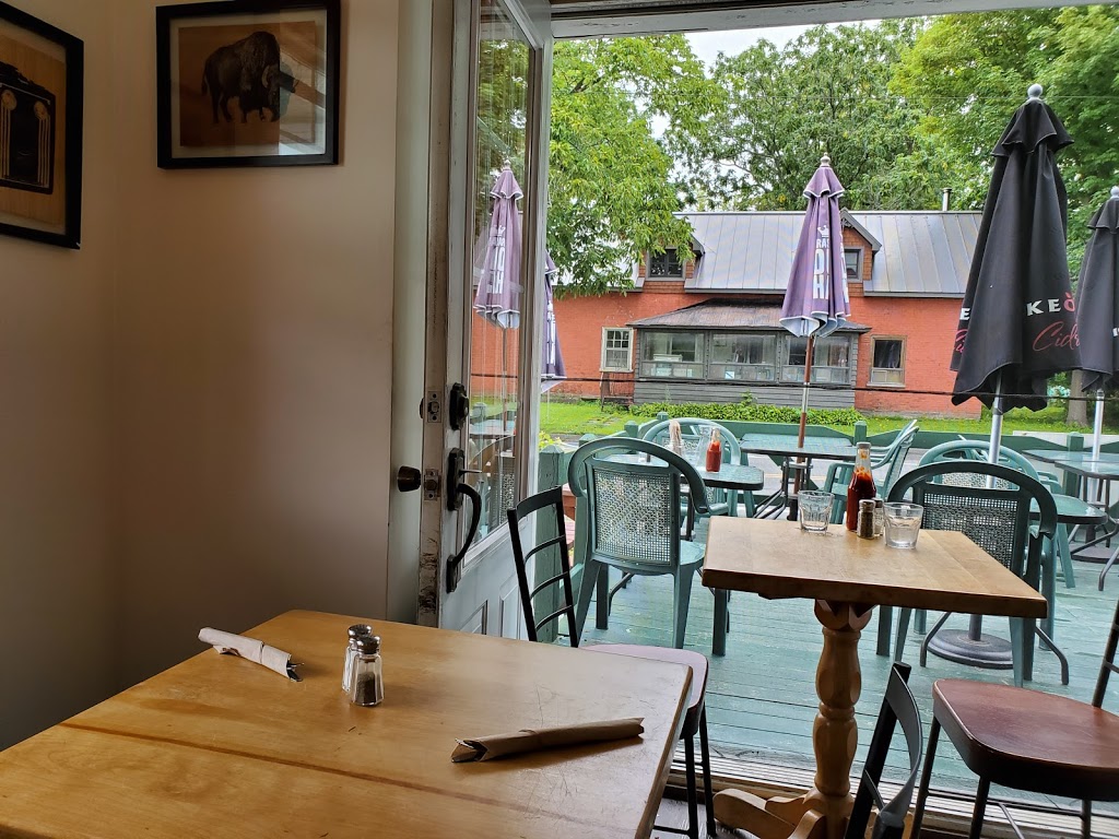 Lépicerie Café Dunham | 3650 Rue Principale, Dunham, QC J0E 1M0, Canada | Phone: (450) 295-2323