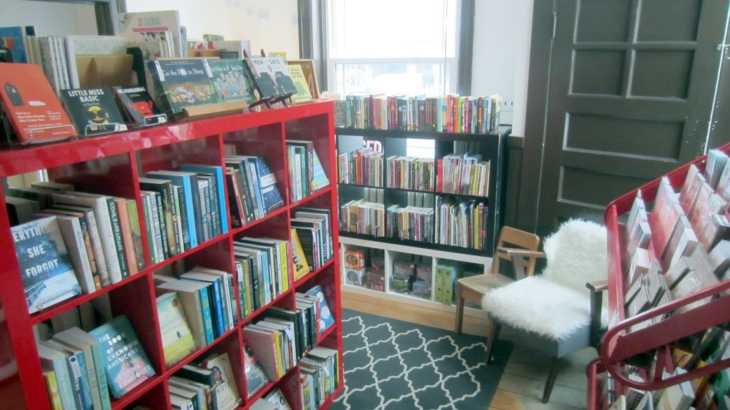 Backbeat Books Music & Gifts | 6 Wilson St W, Perth, ON K7H 2M5, Canada | Phone: (613) 466-0663