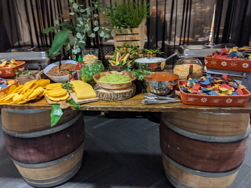 Hotel EVO | 777 Boulevard Robert-Bourassa, Montréal, QC H3C 3Z7, Canada | Phone: (514) 395-8558