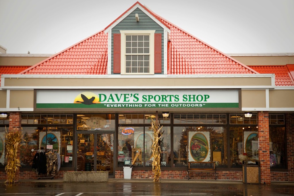 Daves Sports Shop | 1738 Front St, Lynden, WA 98264, USA | Phone: (360) 354-5591