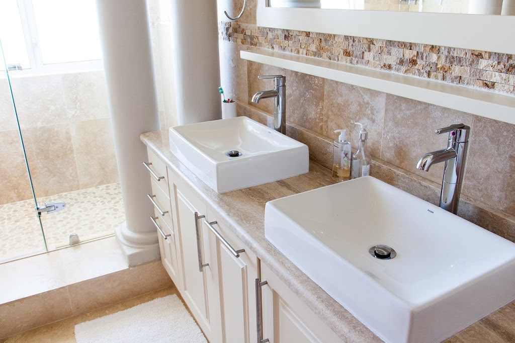 Drain-Away Inc, plumbing & Drain Svc | 2584 Edinburgh Pl, Ottawa, ON K1B 5M1, Canada | Phone: (613) 747-0187