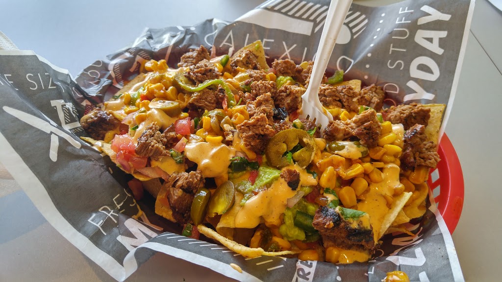 Chorizo Fresh Mex | Clarkson Crossing Shopping Centre, 950 Southdown Rd, Mississauga, ON L5J 2Y4, Canada | Phone: (905) 822-6988