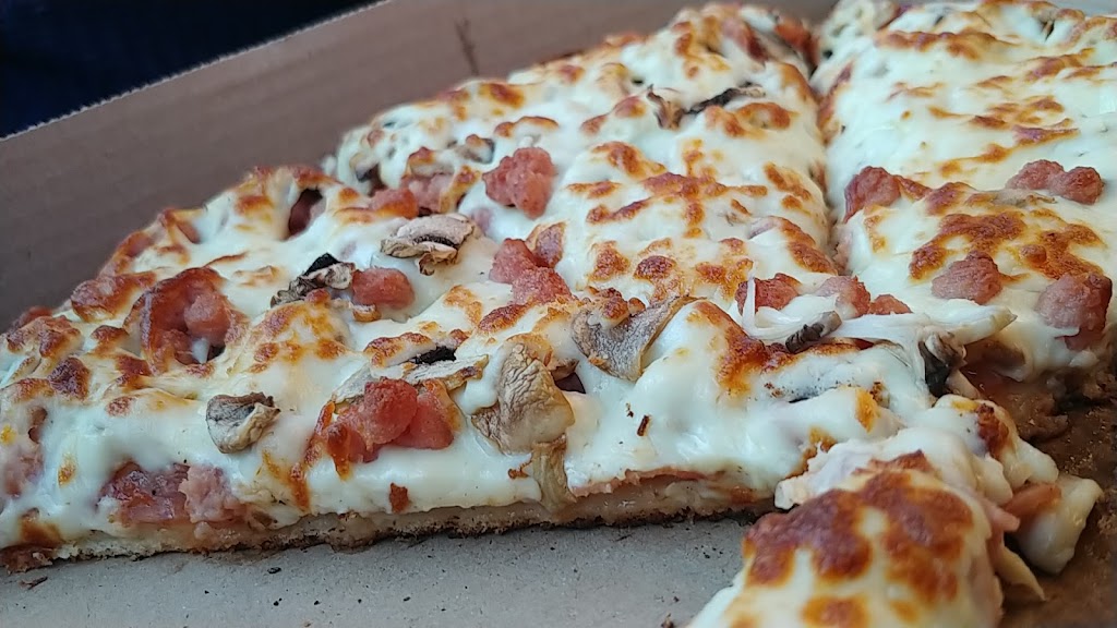 Marmora Pizza | 4 Forsyth St, Marmora, ON K0K 2M0, Canada | Phone: (613) 644-3005