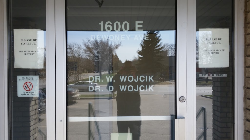 Dr.Wojcik Wladyslaw | 1600 Dewdney Ave E, Regina, SK S4N 4Y5, Canada | Phone: (306) 352-6499