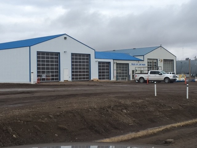 Truck RV Carwash | 209 8 Ave NW, Milk River, AB T0K 1M0, Canada | Phone: (403) 647-3900