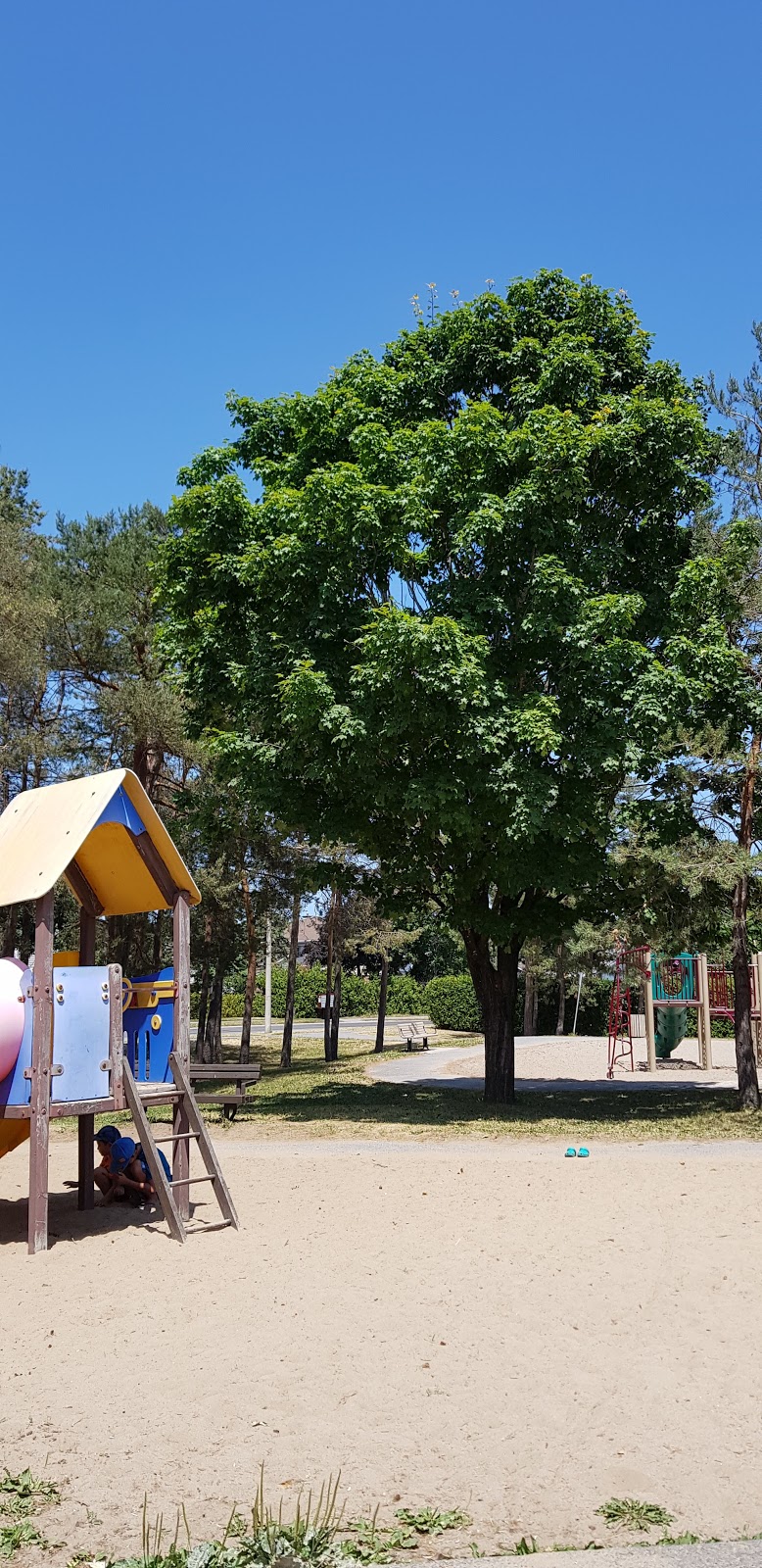 Bridlewood Park | Kanata, ON K2M 2K4, Canada