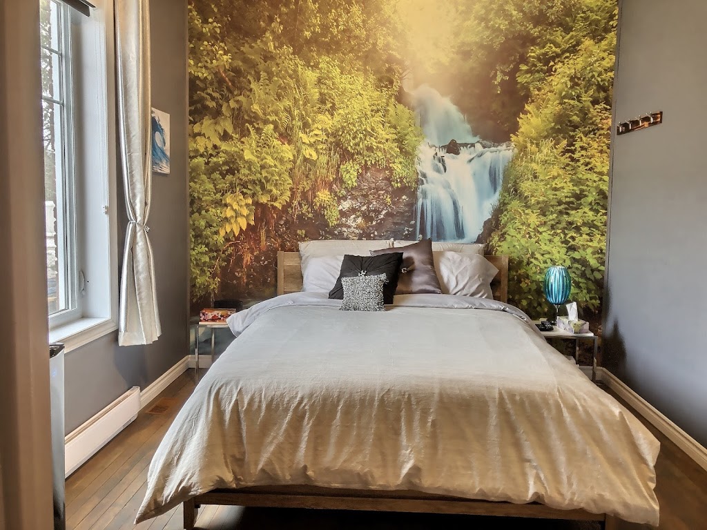 Hébergement La Villa Du Charme # CITQ 299060 | 796 Bd Ducharme, La Tuque, QC G9X 3B6, Canada | Phone: (819) 376-8151