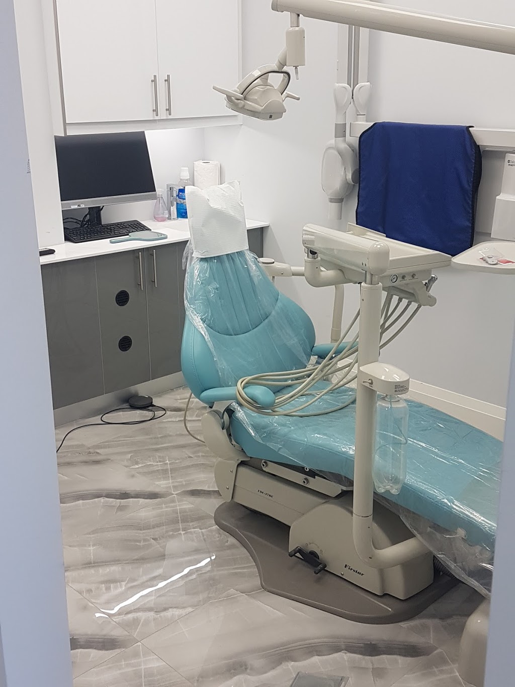 Mountcrest Dental | dentist | 865 Upper James St Unit # 4, Hamilton, ON L9C 3A3, Canada | 9053888888 OR +1 905-388-8888