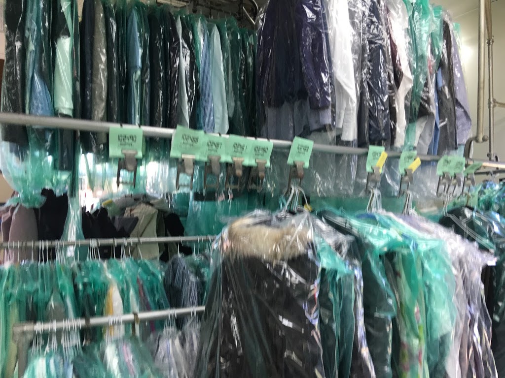 Nettoyeur Poirier Inc | 697 Rue Adoncour, Longueuil, QC J4G 2M6, Canada | Phone: (450) 646-7412