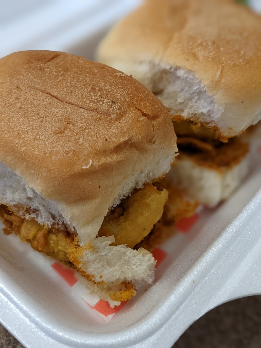 Royal Paan | 1579 Oxford St E, London, ON N5V 1W5, Canada | Phone: (226) 663-7270