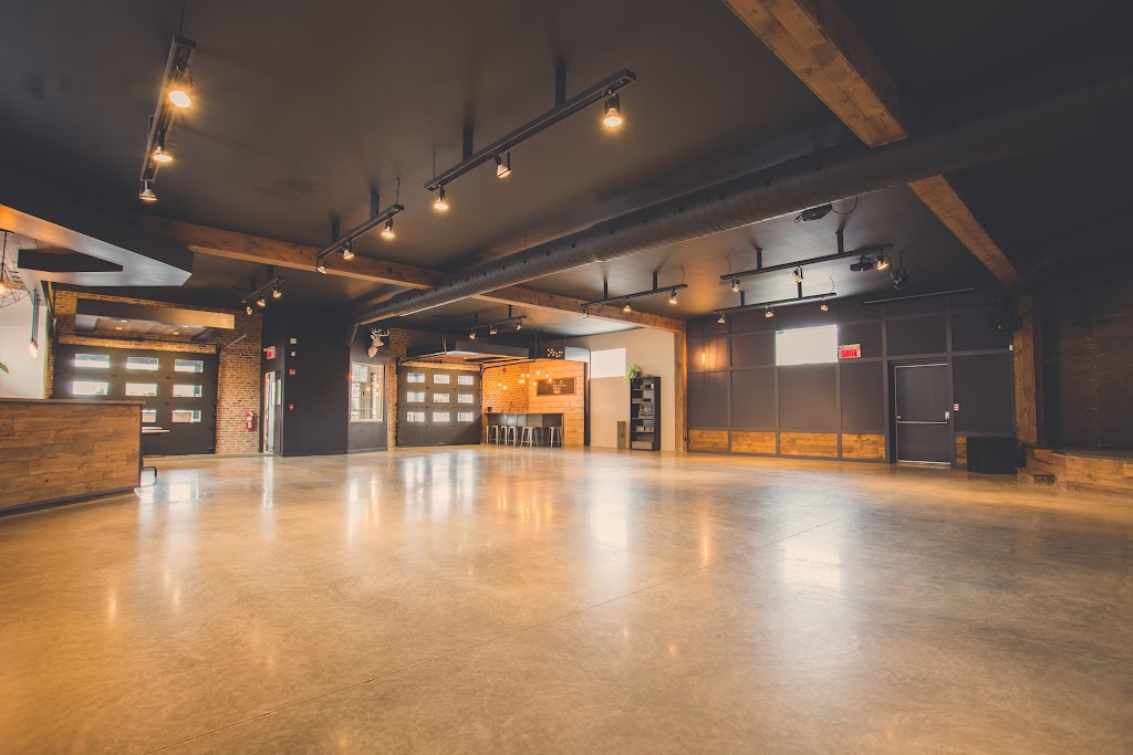 Le Cerf Blanc | 1115 Bd de lAnge Gardien N, LAssomption, QC J5W 1N7, Canada | Phone: (450) 914-0870