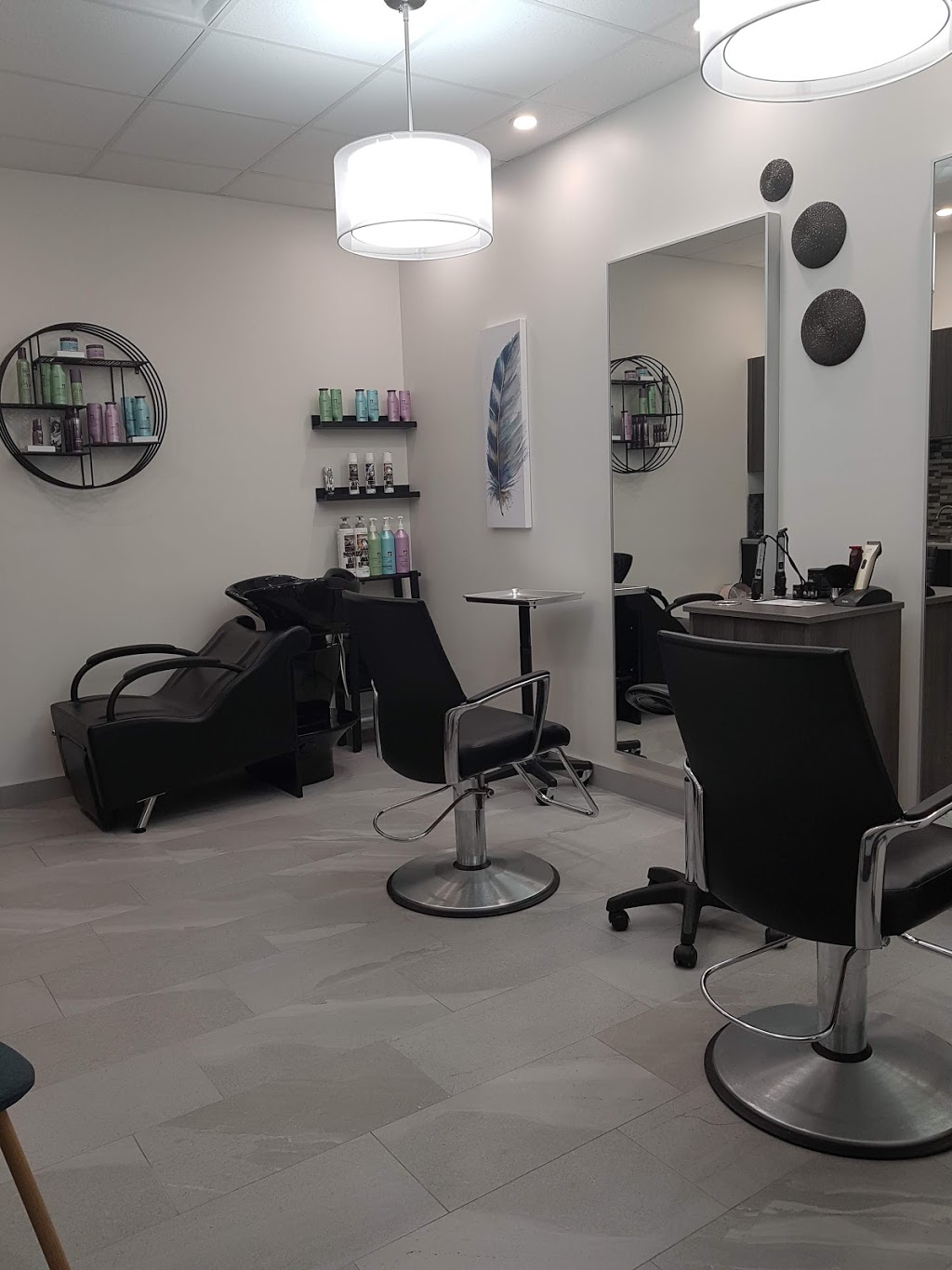drip salon suite | 660 Bedford Hwy #110, Bedford, NS B3M 0M5, Canada | Phone: (902) 233-8978