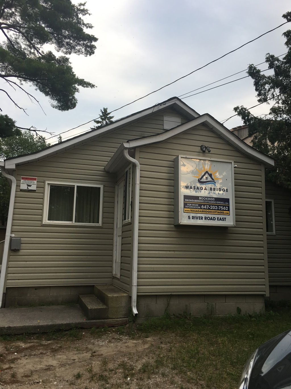 Wasaga Bridge Cottages | 5 River Rd E, Wasaga Beach, ON L9Z 2L1, Canada | Phone: (647) 202-7562