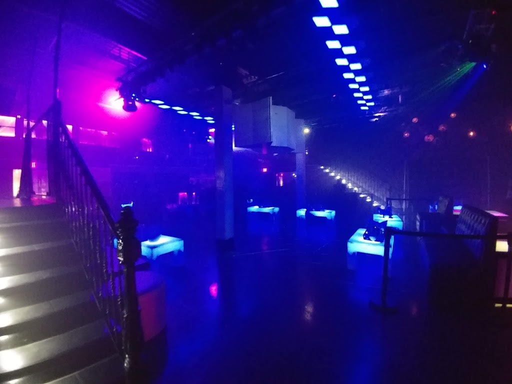 Moda Night Club | 4749 Keele St, North York, ON M3J 2N9, Canada | Phone: (416) 739-6632