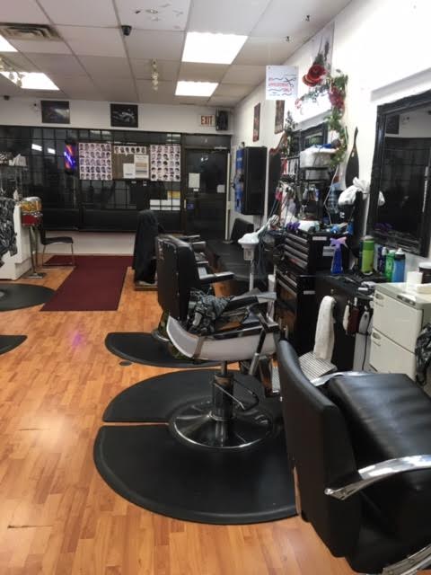 Klassic Kuts | 3427 Derry Rd E, Mississauga, ON L4T 4H7, Canada | Phone: (905) 364-5589