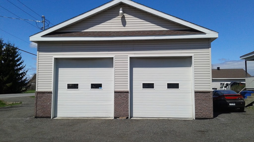Blick Remorquage | 920 Grande Côte, Berthierville, QC J0K 1A0, Canada | Phone: (450) 836-8021
