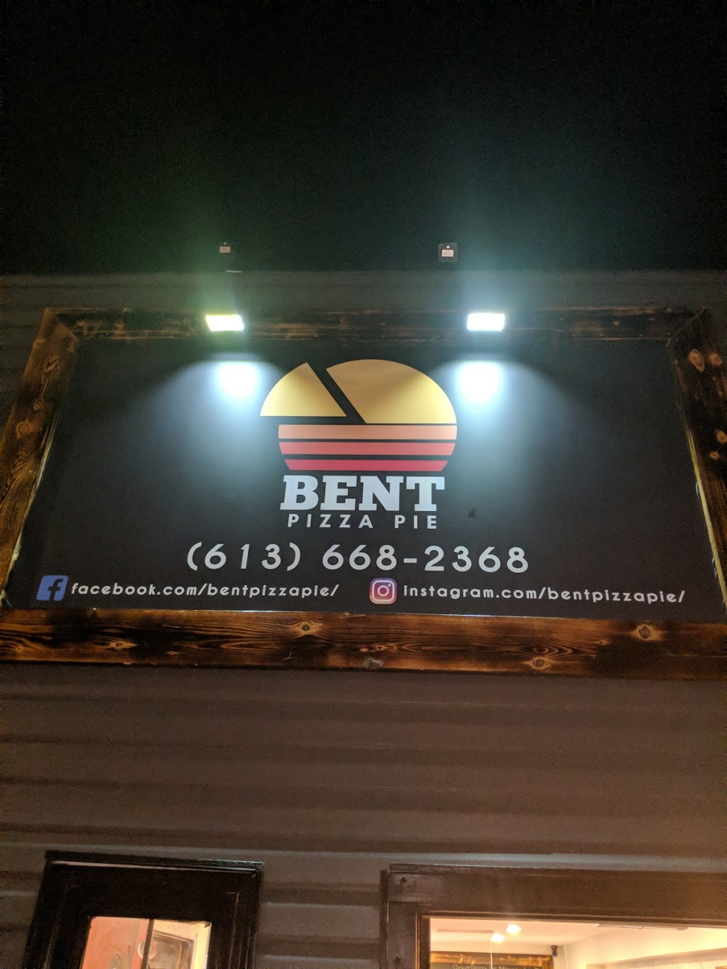 Bent Pizza Pie | 39268 Combermere Rd, Combermere, ON K0J 1L0, Canada | Phone: (613) 668-2368