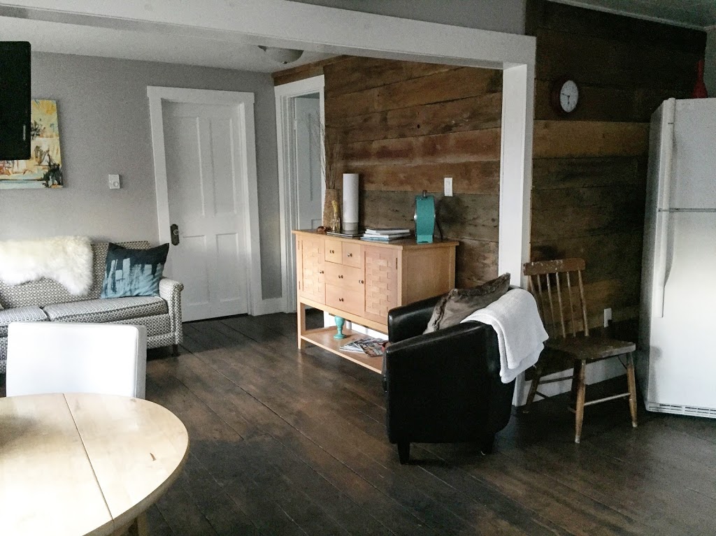 Far Far Away Guesthouse | 6929 Hwy 3, Martins Point Rd, Chester, NS B0J 2E0, Canada | Phone: (902) 478-5454