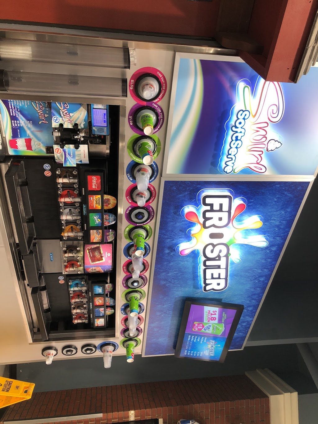 Circle K | 737 Gateway Rd, Winnipeg, MB R2K 2Y4, Canada | Phone: (204) 669-9675