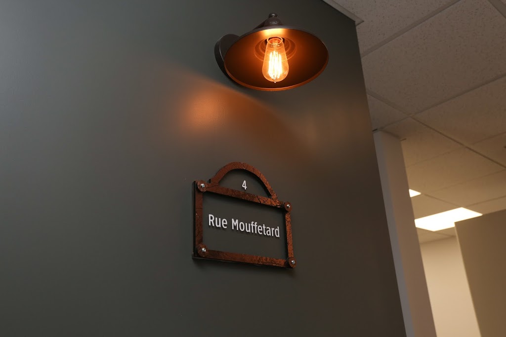 Charlton Dentistry | 230 James St S, Hamilton, ON L8P 3B3, Canada | Phone: (289) 389-9199