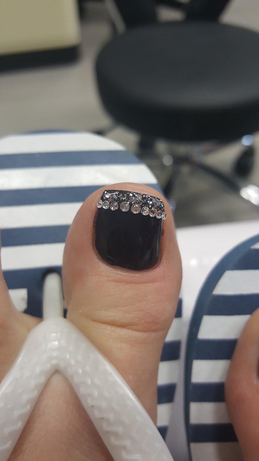 Park Place Nails | 24 N Village Way #1b, Barrie, ON L4N 6P3, Canada | Phone: (705) 797-0990